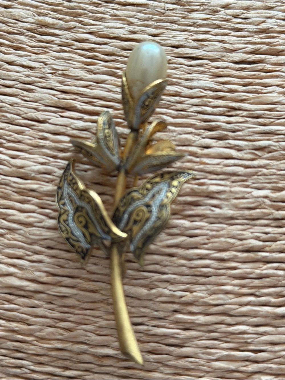 Toledo Gold Pearl brooch